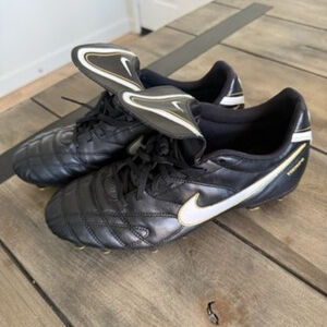 2010 Nike Tiempo Legend II III Natural FG Leather Black R10 Ronaldinho 9.5 US